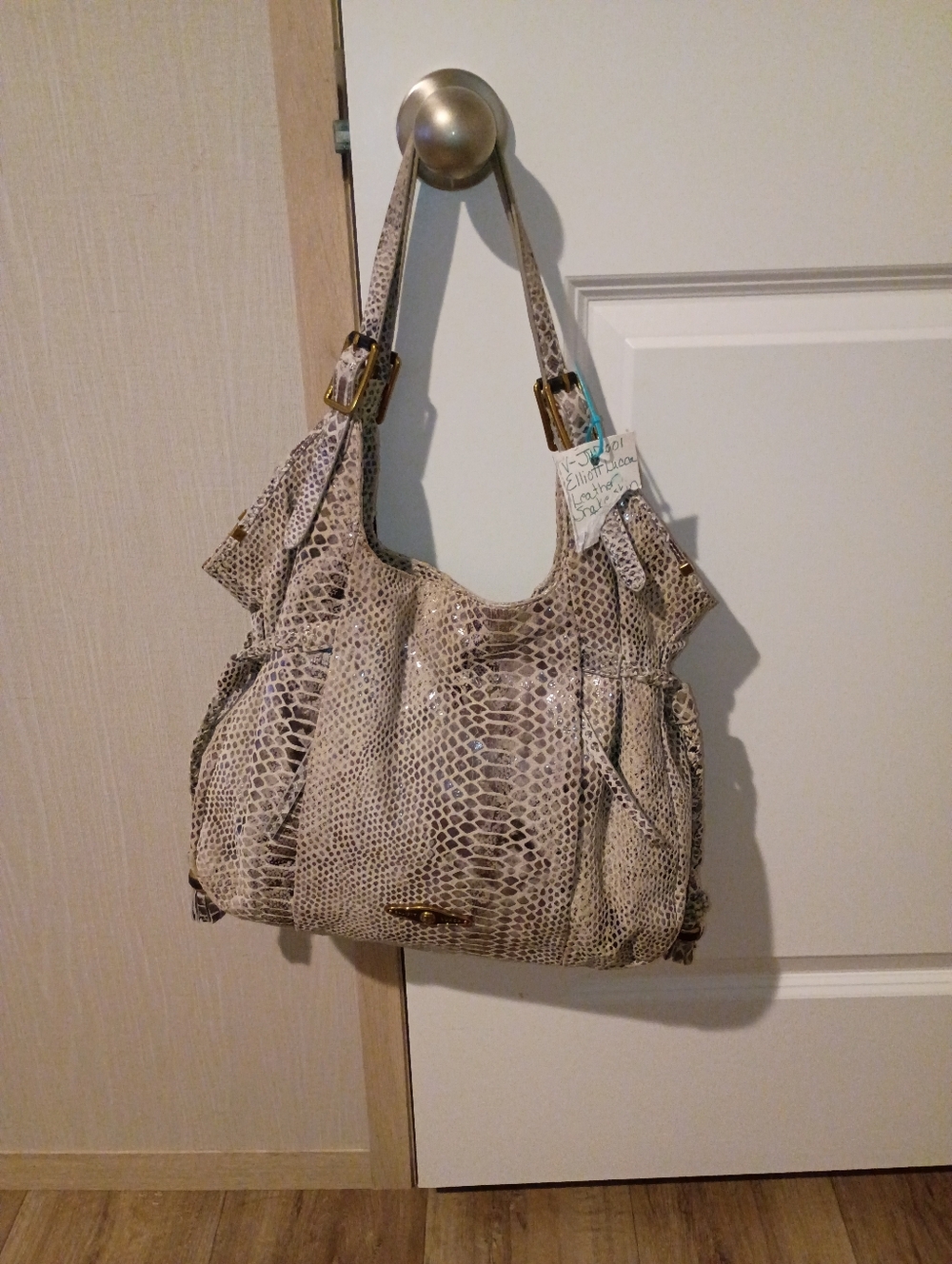 ELLIOTT LUCCA Sintra Women's Leather Shoulder Bag Purse  EUC OBO.